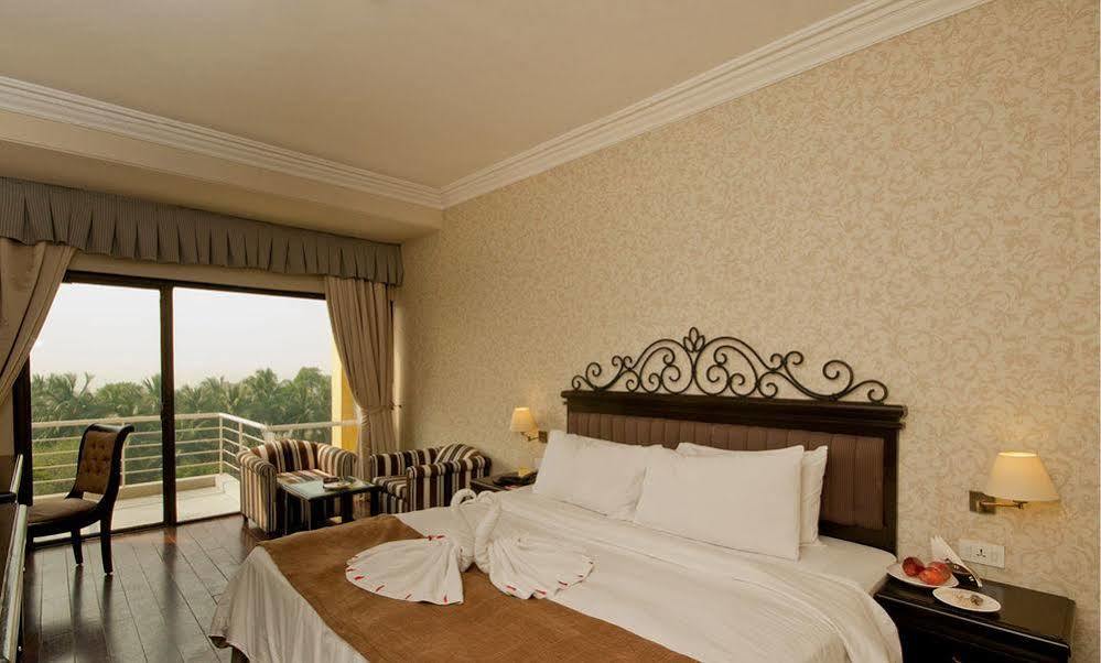 The Ffort Raichak. Hotel Kolkata Bagian luar foto